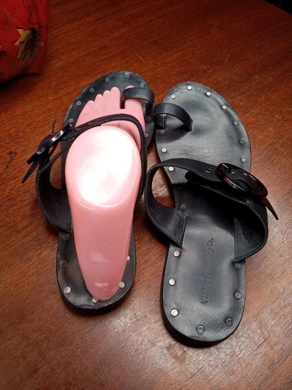 Vintage Foundry Co. VFL241 Women’s Black Indian Sandal • India • Sz 9 Est 2014